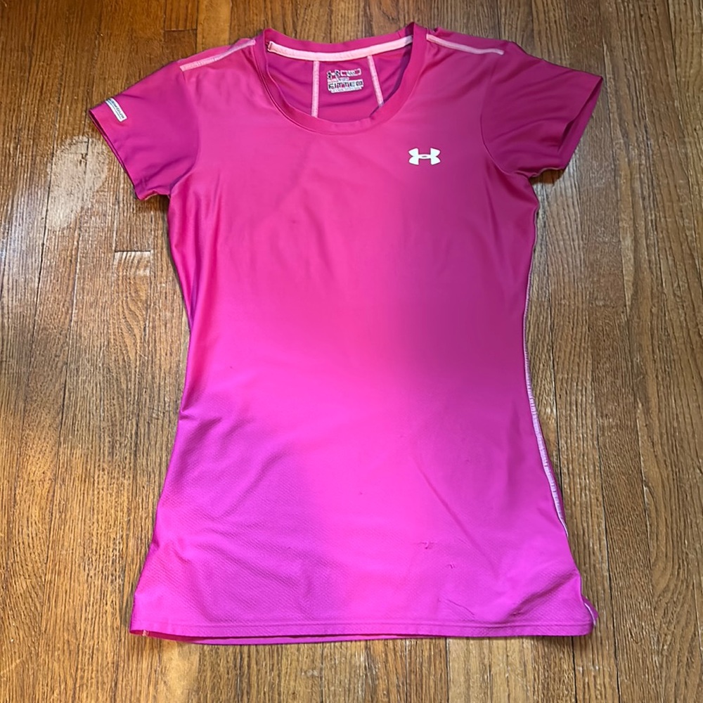 Under Armour heat gear top S
